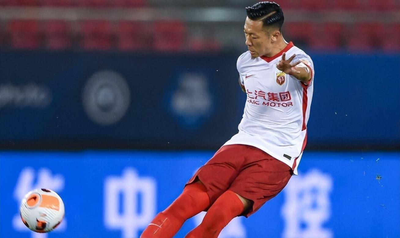 爱沙尼亚头号射手在射击比赛中夺魁