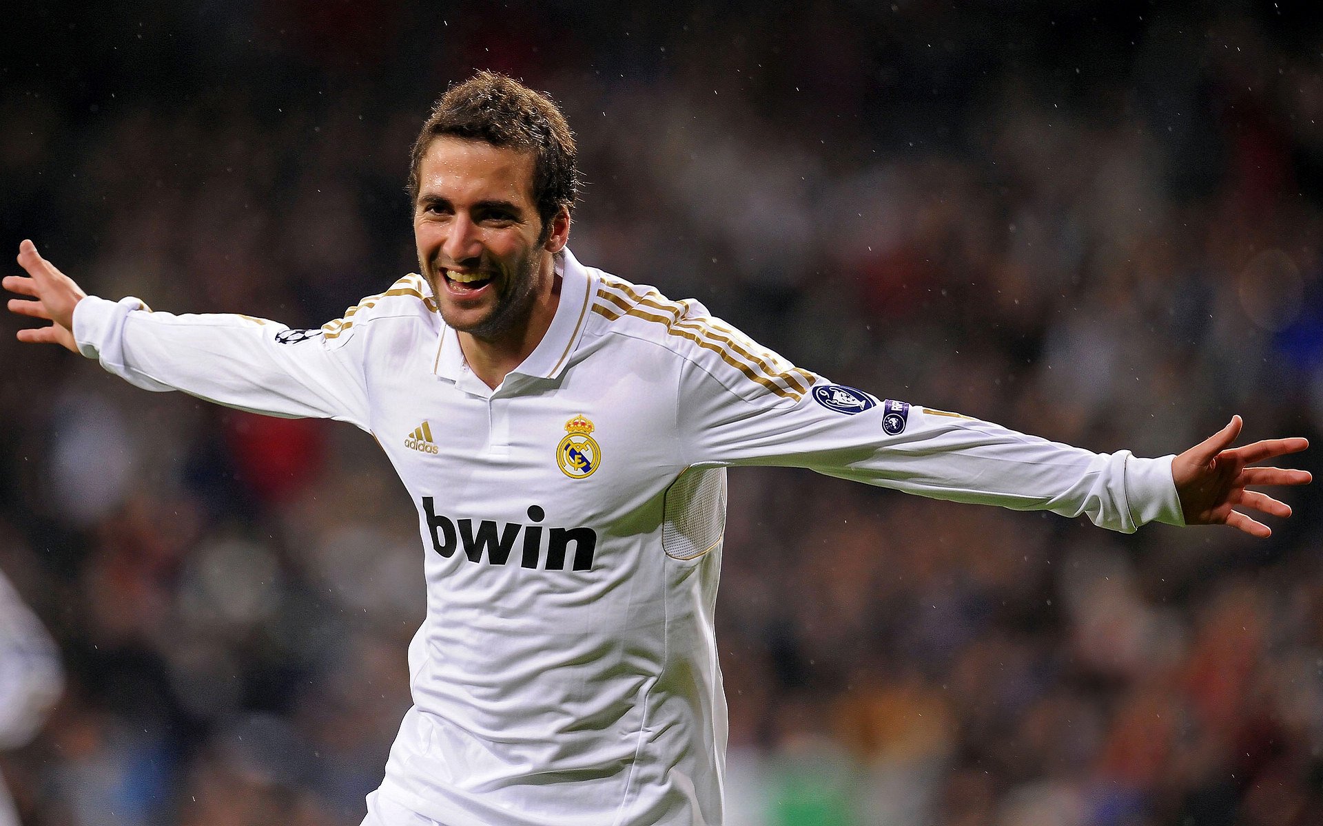 赛前速览：亚洲杯季后赛上海海港对阵巴塞罗那，三大看点值得期待